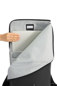 XD Design P706.26 - Urbane wasserabweisende Rucksack mit Überschlagklappe
