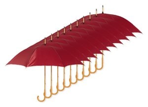 Pack mit 10 GiftRetail KC5132 - CALA Regenschirm mit Holzgriff